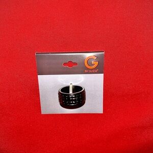 Sz8 Unisex Ring NWT Gunmetal shiny Guess